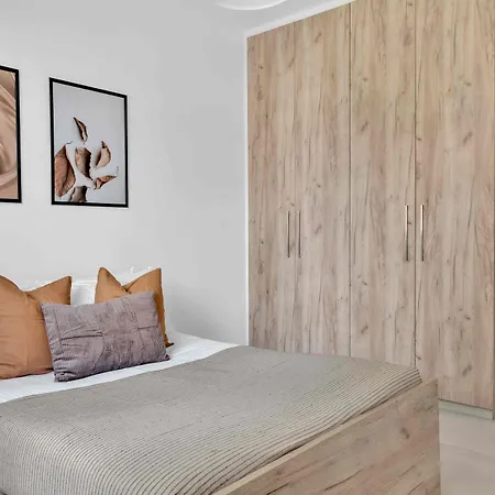 Phaedrus Living: Eolus Residences Artemis Strovolos